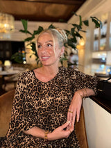 Amanda leo maxiklänning med ballongärm