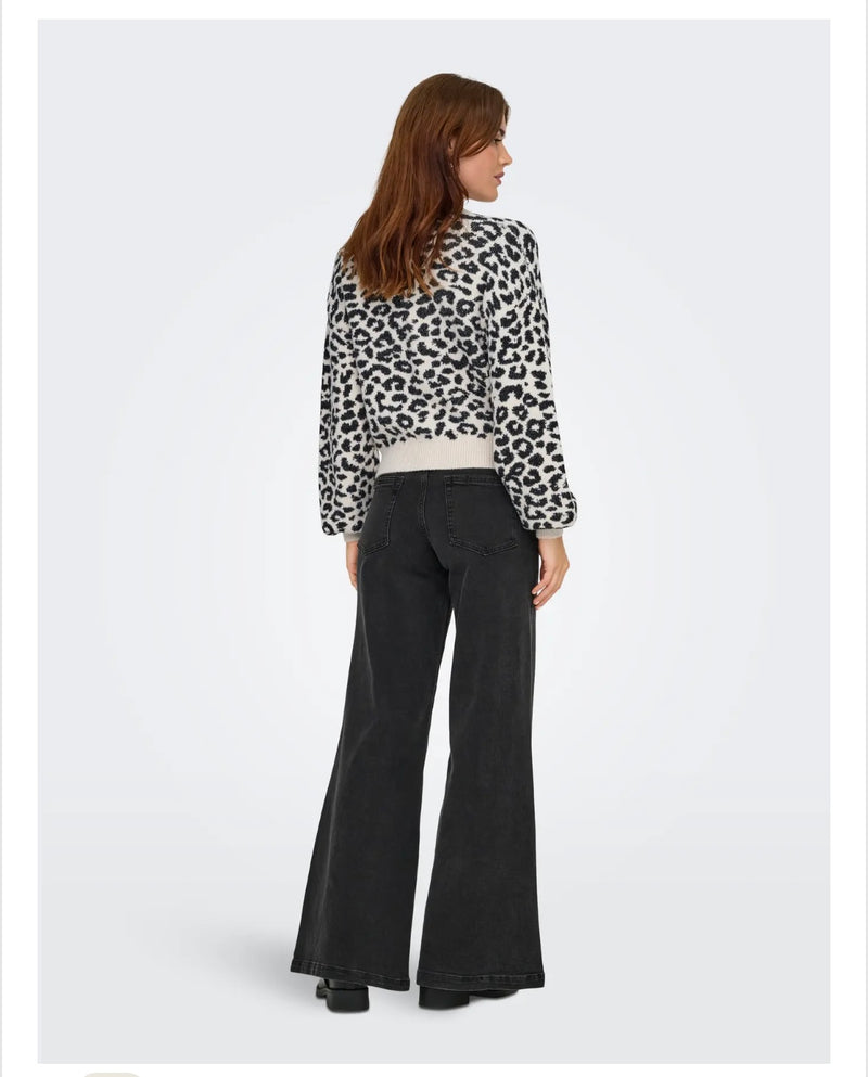 Lorraine cardigan        animal leo