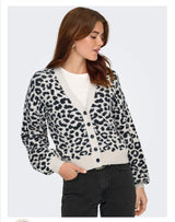 Lorraine cardigan        animal leo