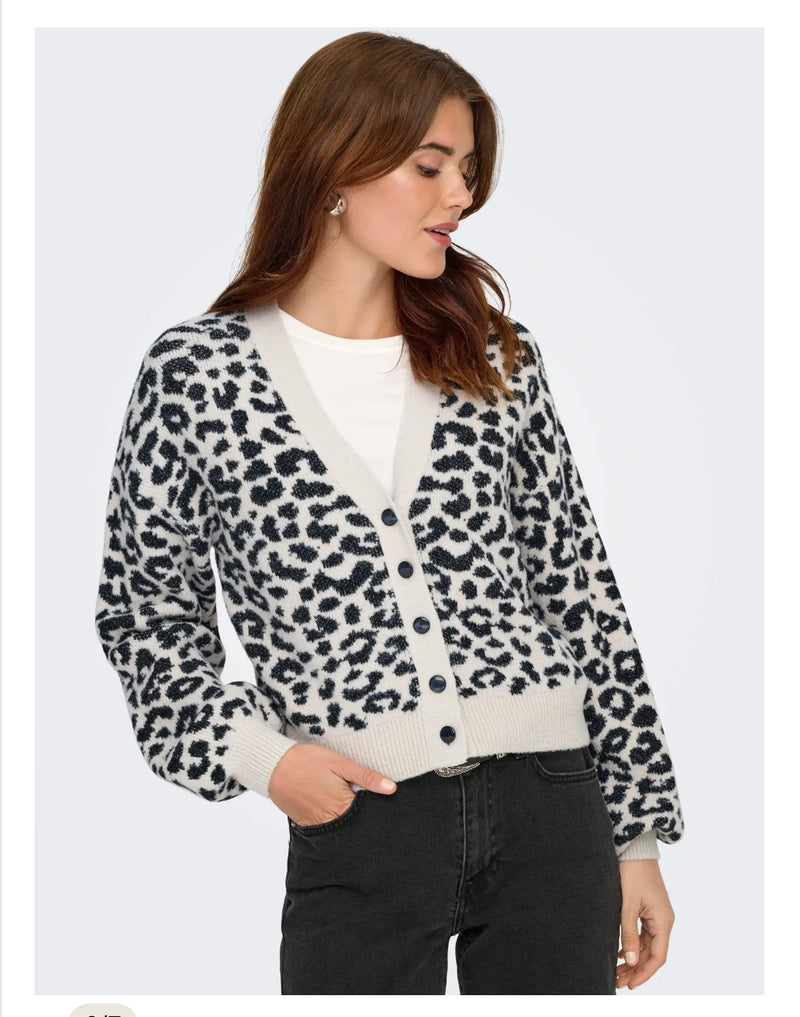 Lorraine cardigan        animal leo