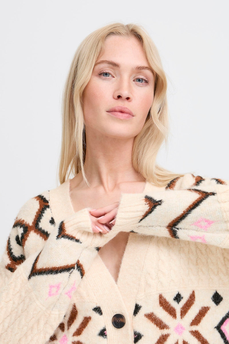 Cardigan melpa b.young