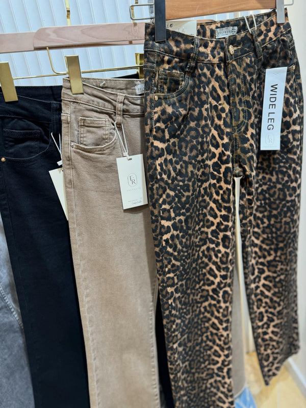 Leopard jeans